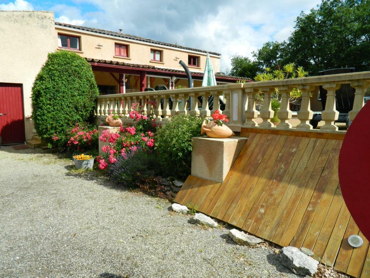Les Gîtes des Dryades Vers  Extérieur photo